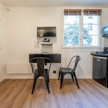 Charming Studio 2p - Grands Boulevards - 3 Appartement *